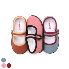 Load image into Gallery viewer, 'Cream Puff' Slip-On Shoes