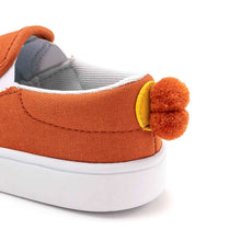 将图片加载到图库查看器,Bread Barbershop 'I am Sausage' Slip-On Shoes