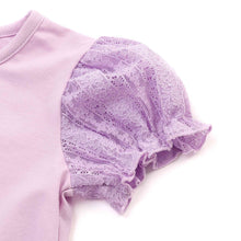 将图片加载到图库查看器,'Giselle Puff' T-Shirt