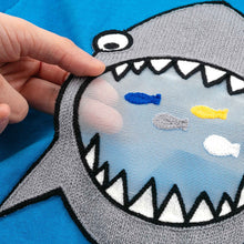 将图片加载到图库查看器,'Shark is Here' Top and Bottom Set