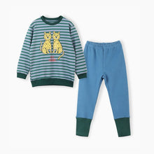 将图片加载到图库查看器,'Animal Friends' Top and Bottom Set