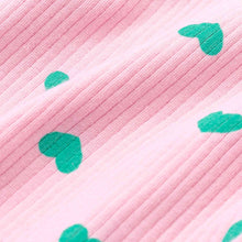 将图片加载到图库查看器,pink heart patterned t-shirt
