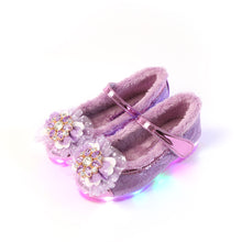 将图片加载到图库查看器,'Eternal Biju' LED Fur Mary Jane Shoes