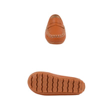 Load image into Gallery viewer, 'V V' Loafers