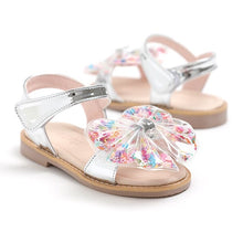 Load image into Gallery viewer, 'Heart Holic' Sandals