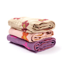 将图片加载到图库查看器,girls knit scarf
