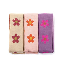将图片加载到图库查看器,girls knit scarf