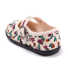 Load image into Gallery viewer, girls ivory slip on shoes