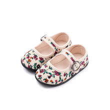 Load image into Gallery viewer, girls ivory slip on shoes