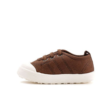 将图片加载到图库查看器,kids brown slipon shoes