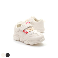 将图片加载到图库查看器,kids ivory sneakers