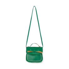 将图片加载到图库查看器,girls green bag
