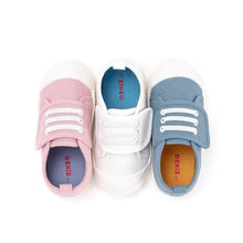 将图片加载到图库查看器,kids slip-on shoes