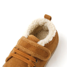 将图片加载到图库查看器,kids camel fur sneakers
