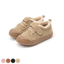 将图片加载到图库查看器,kids beige fur sneakers