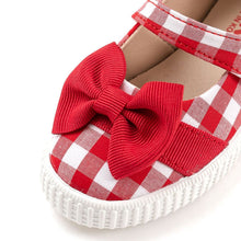 将图片加载到图库查看器,girls red checkered shoes