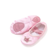 将图片加载到图库查看器,girls pink ballet shoes