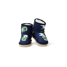 Load image into Gallery viewer, boys navy ugg boots