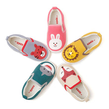 将图片加载到图库查看器,kids animal slip on shoes