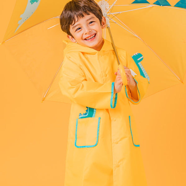 How to Dress Your Child During the Rainy Season