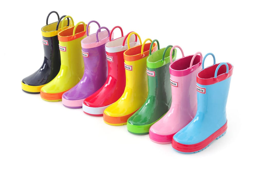 4 Best Kids Rain Boots In 2022 [Buying Guide]