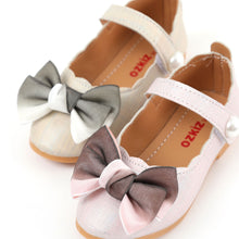 Load image into Gallery viewer, Rose Ribbon&#39; Mary Jane Shoes
