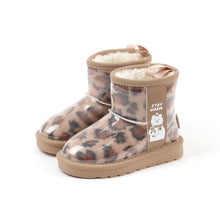 Load image into Gallery viewer, &#39;Warm Honey Bear&#39; Fur Boots
