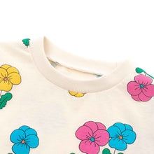 Load image into Gallery viewer, flower pattern ivory t-shirt

